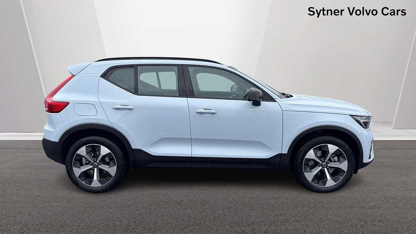 Used Volvo XC40 2025 for sale - 76679770: Photo 3