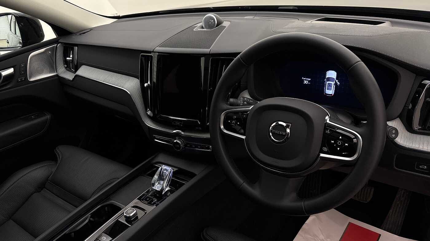 Used Volvo XC60 2024 for sale - 76677971: Photo 9