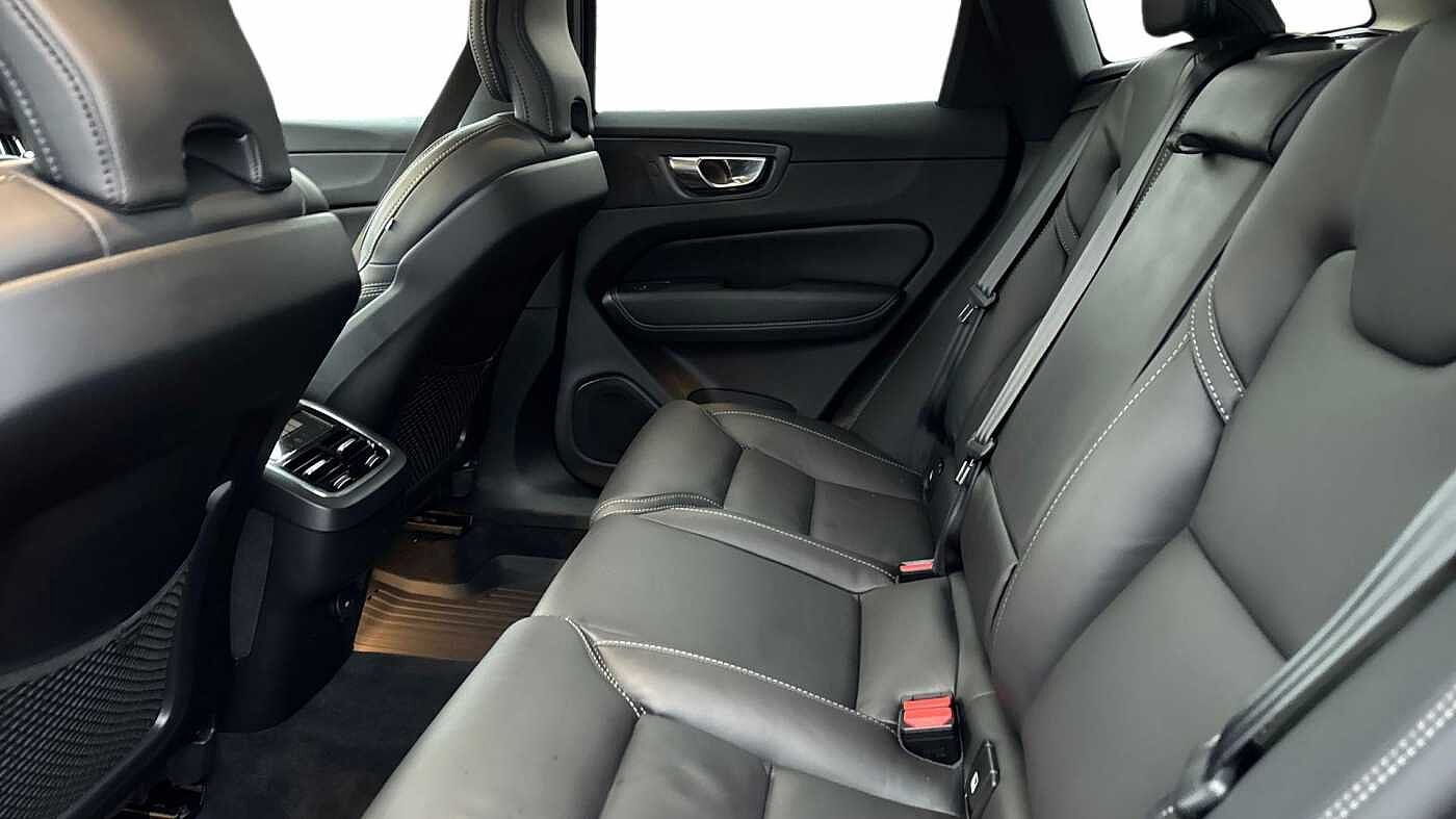 Used Volvo XC60 2022 for sale - 76674607: Photo 10