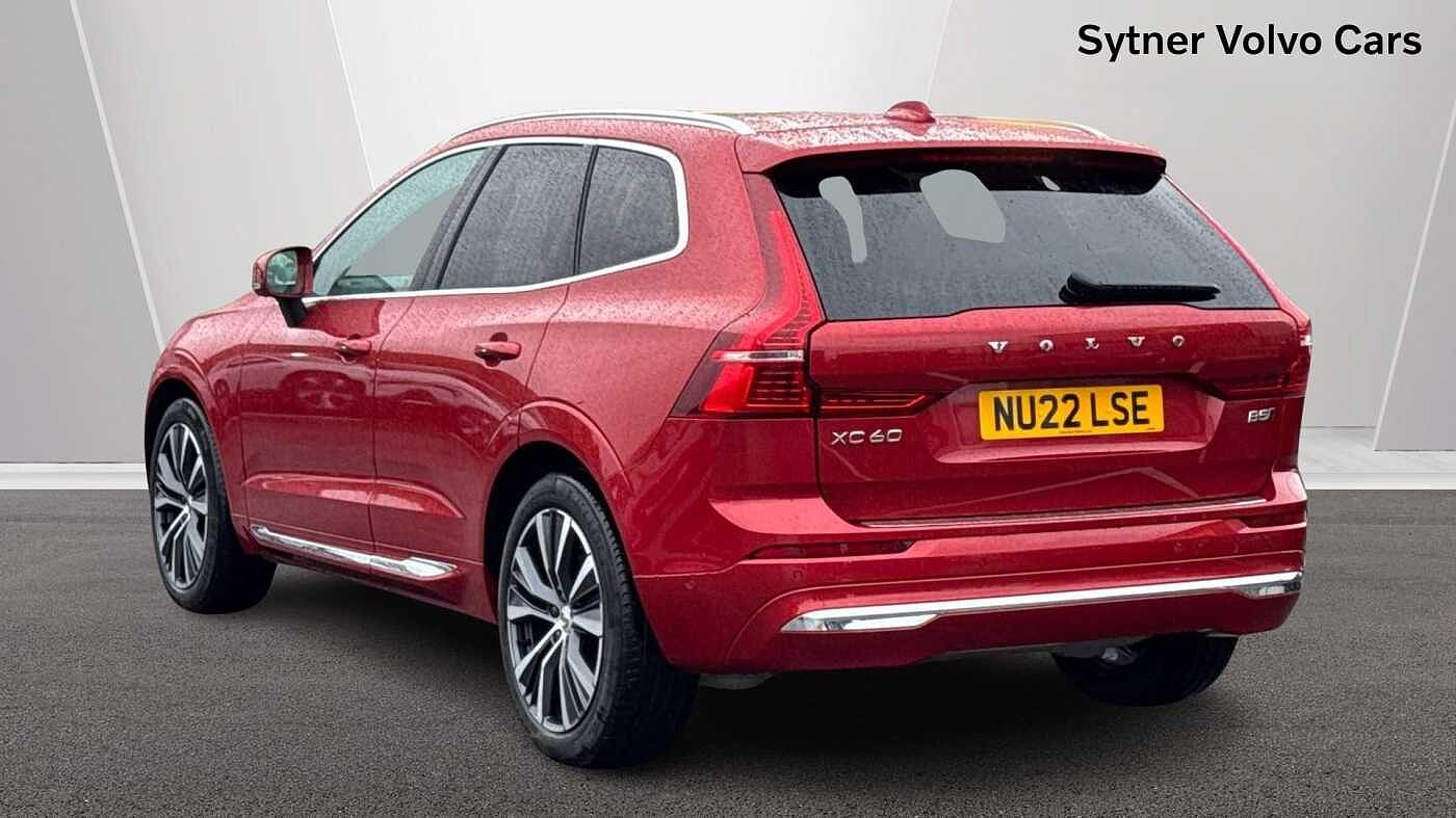Used Volvo XC60 2022 for sale - 76674607: Photo 2