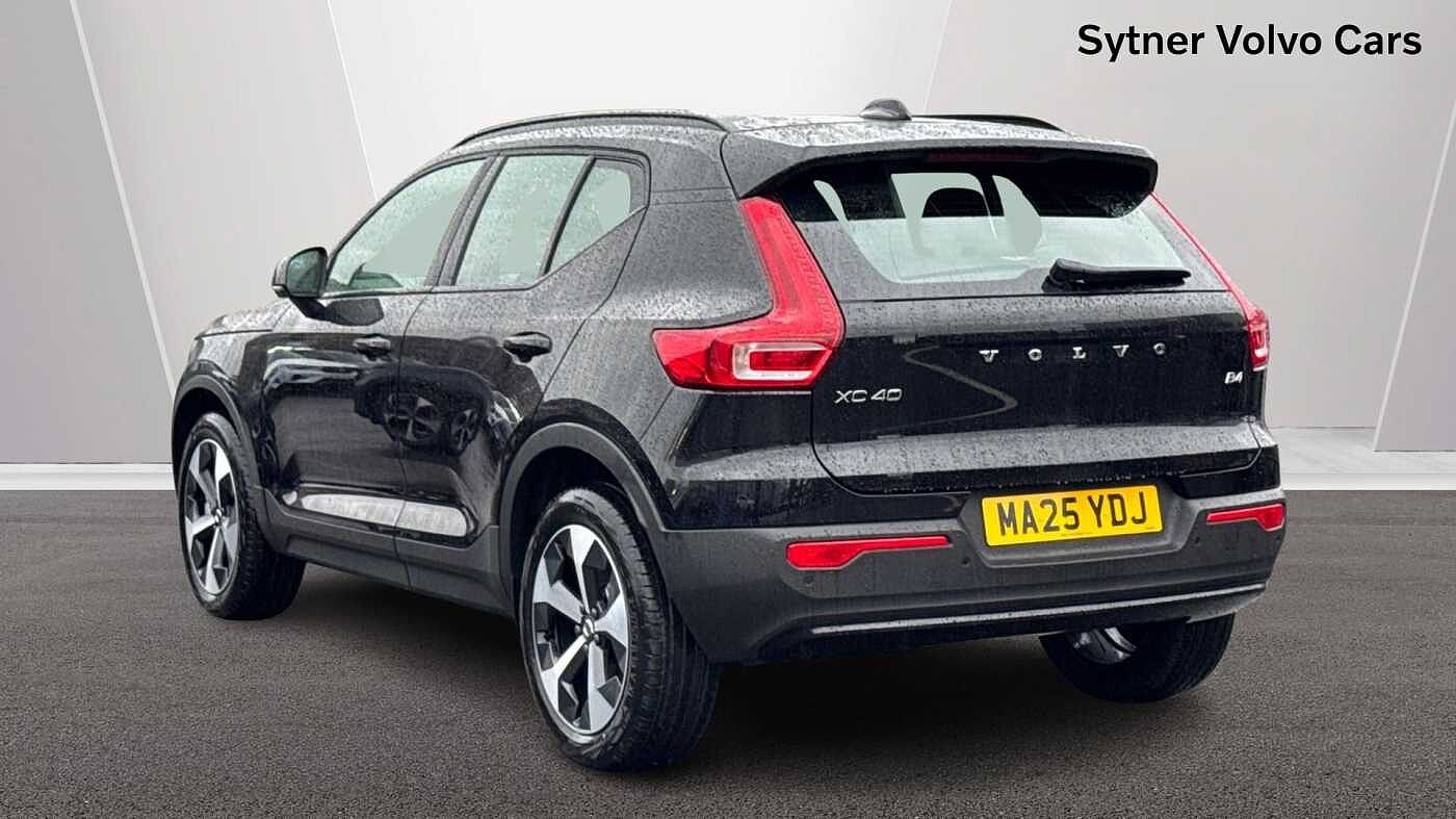 Used Volvo XC40 2025 for sale - 78121337: Photo 2
