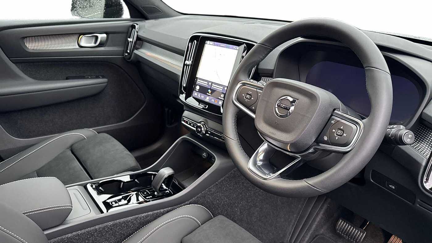 Used Volvo XC40 2025 for sale - 78121337: Photo 5