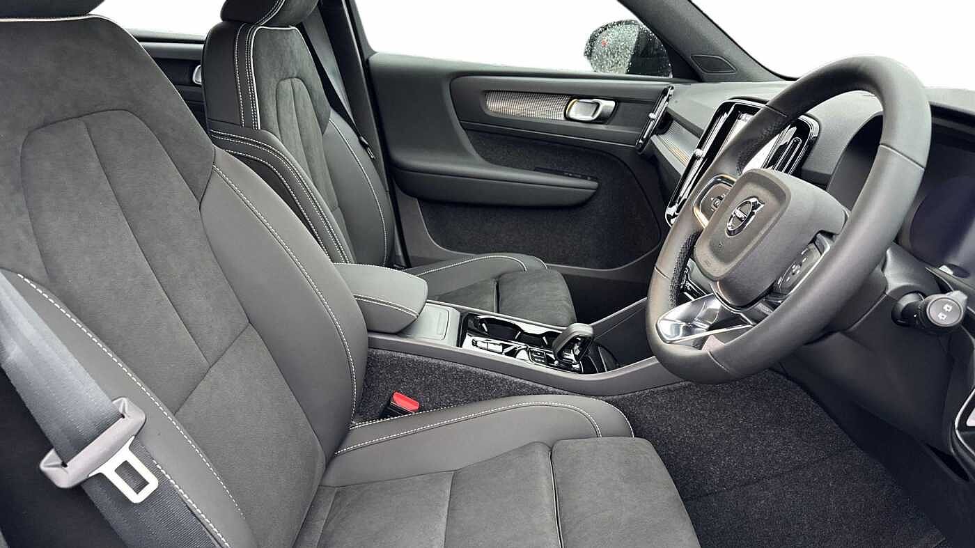 Used Volvo XC40 2025 for sale - 78121337: Photo 9