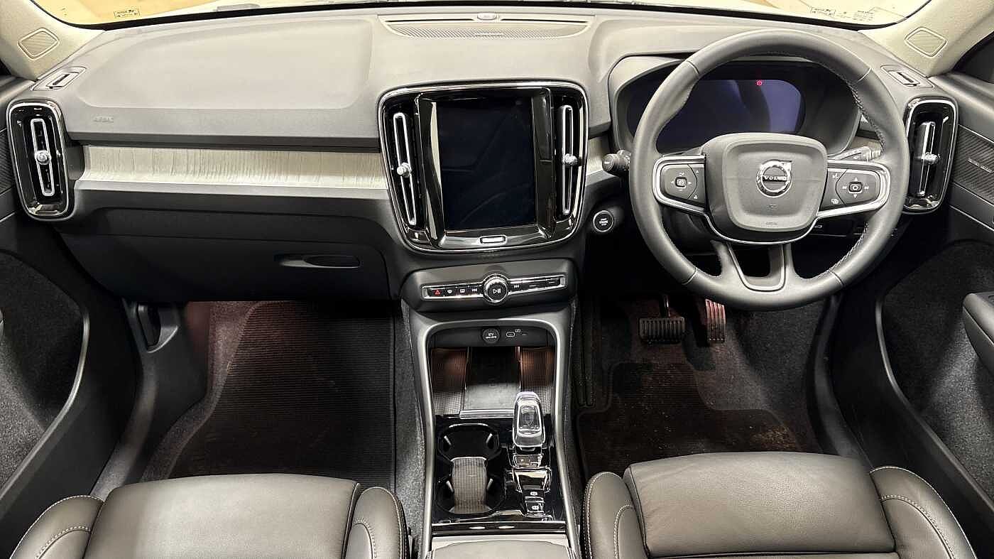 Used Volvo XC40 2024 for sale - 76734289: Photo 10