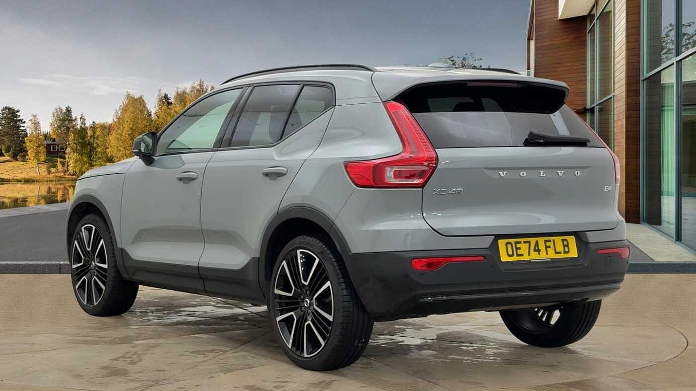Used Volvo XC40 2024 for sale - 76734289: Photo 5