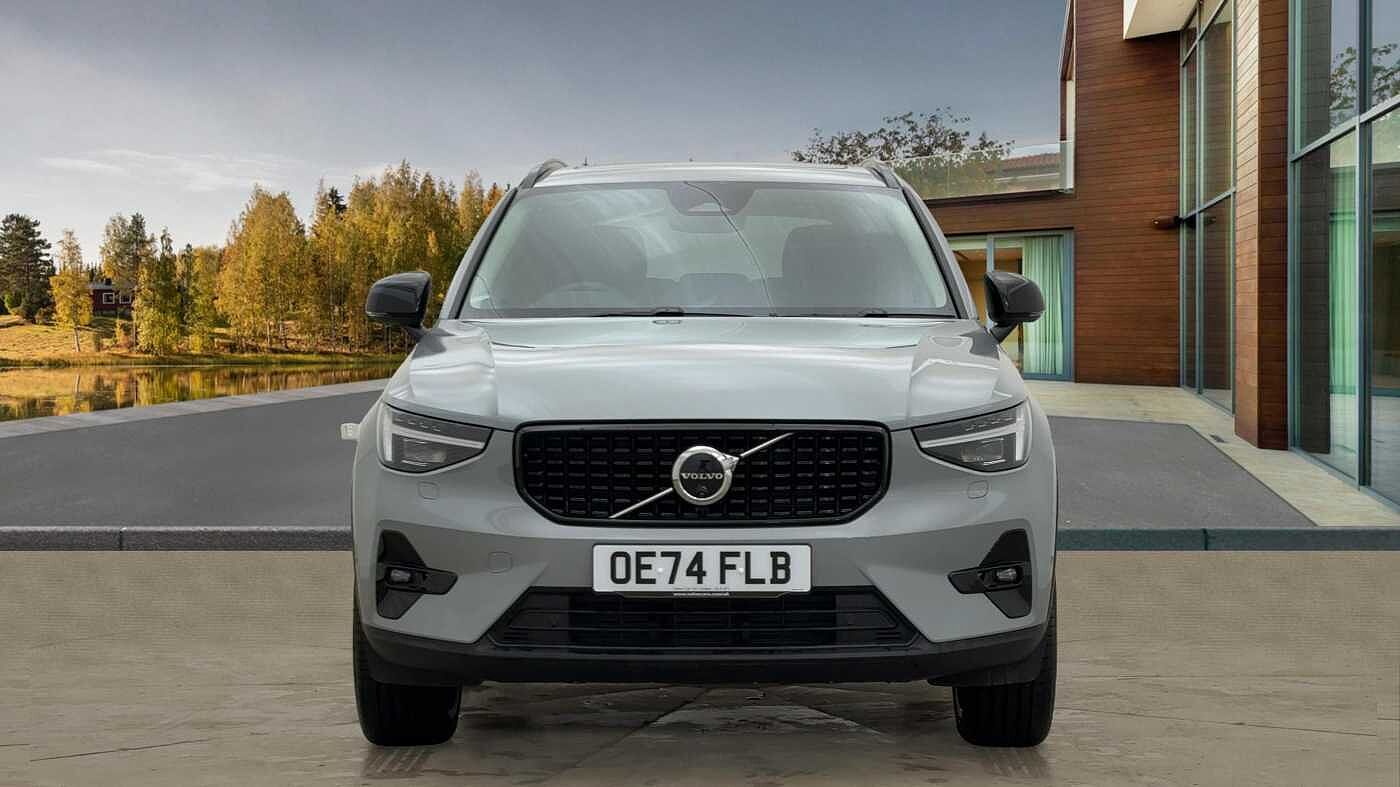 Used Volvo XC40 2024 for sale - 76734289: Photo 8