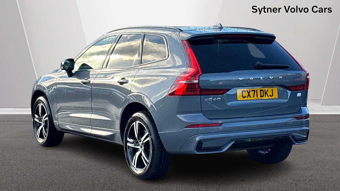 Used Volvo XC60 2021 for sale - 76968785: Photo 2