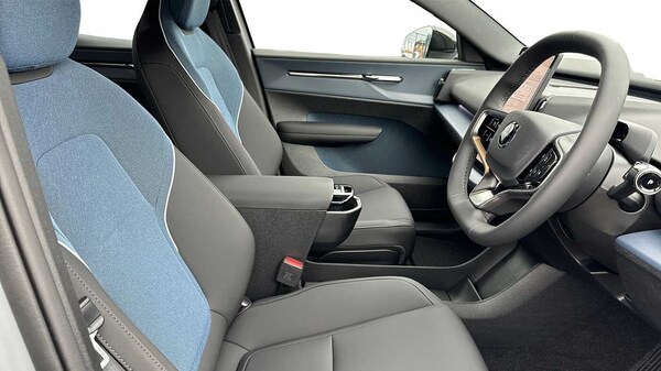 Used Volvo EX30 2025 for sale - 76311354: Photo 9