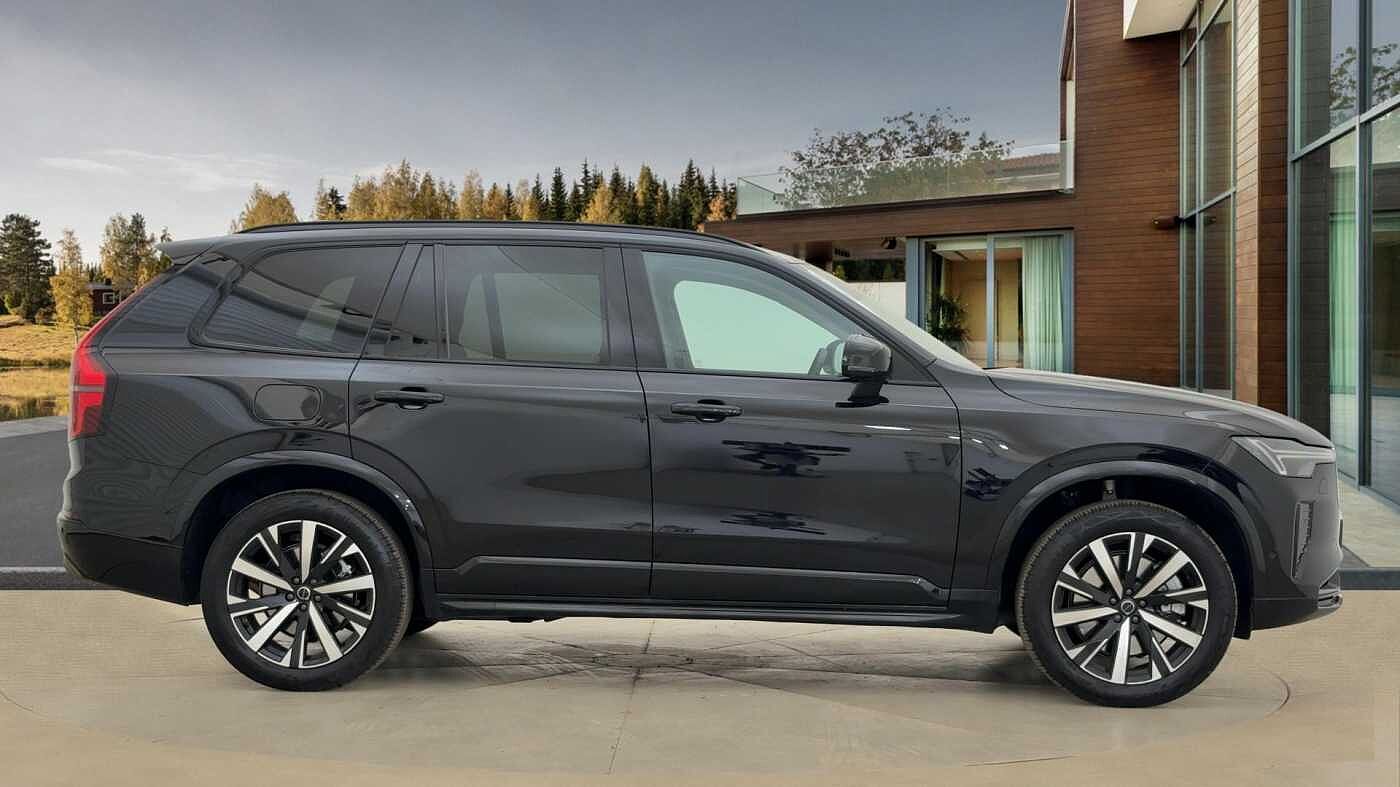 Used Volvo XC90 2025 for sale - 76679247: Photo 2