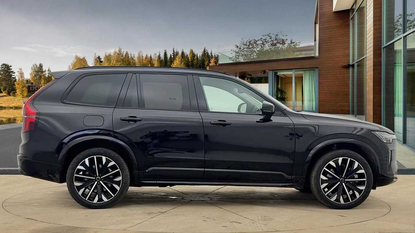 Used Volvo XC90 2025 for sale - 77220151: Photo 2