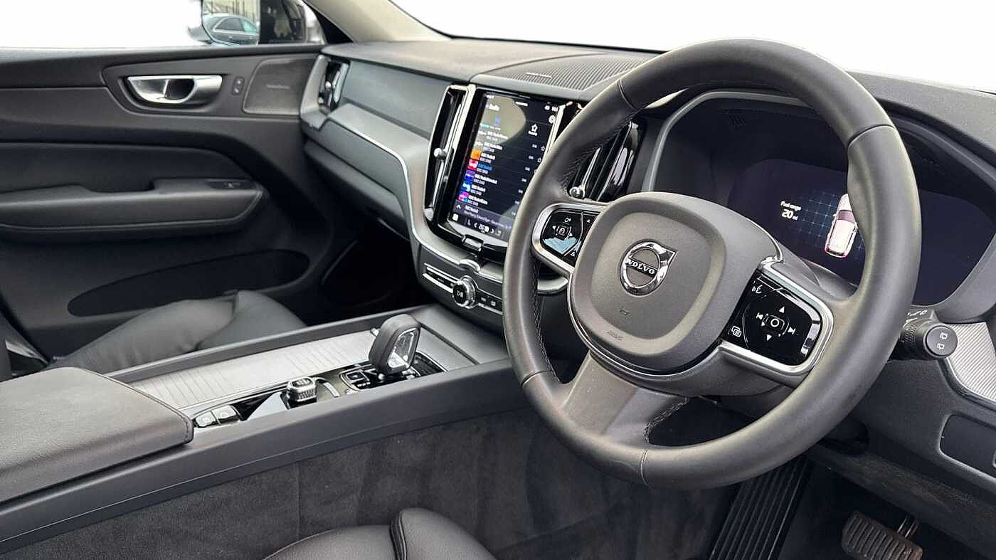 Used Volvo XC60 2024 for sale - 76955548: Photo 5