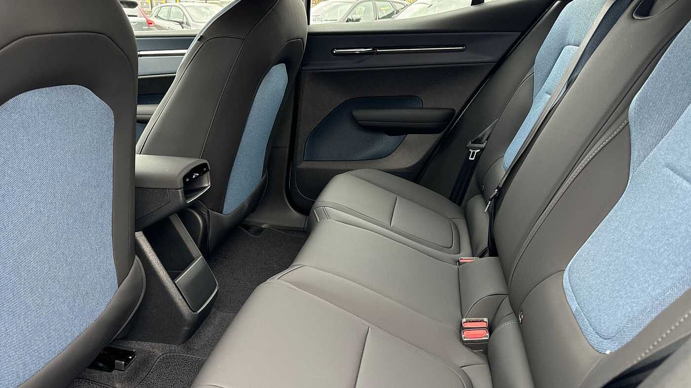 Used Volvo EX30 2025 for sale - 76678019: Photo 10