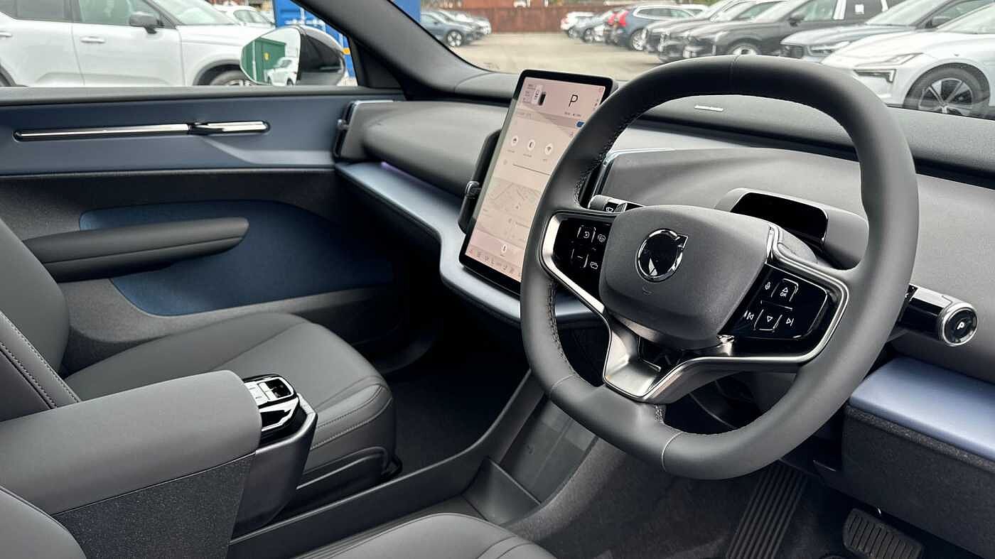 Used Volvo EX30 2025 for sale - 76678019: Photo 5