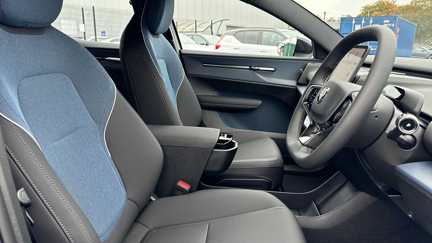 Used Volvo EX30 2025 for sale - 76678019: Photo 9