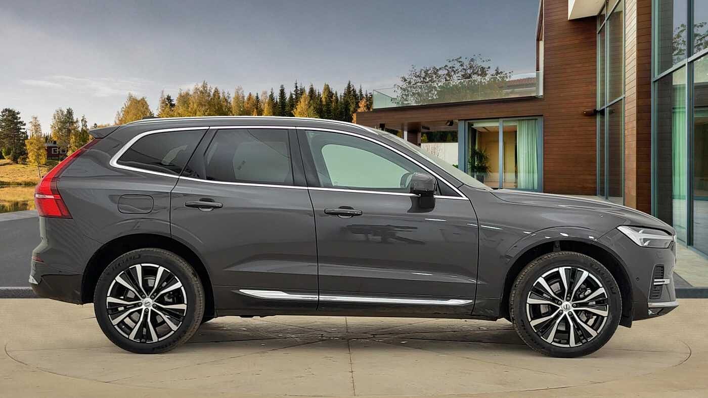 Used Volvo XC60 2025 for sale - 76891518: Photo 2