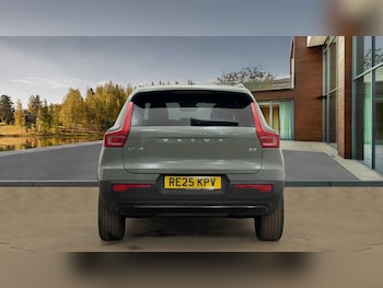 Used Volvo XC40 2025 for sale - 77401301: Photo