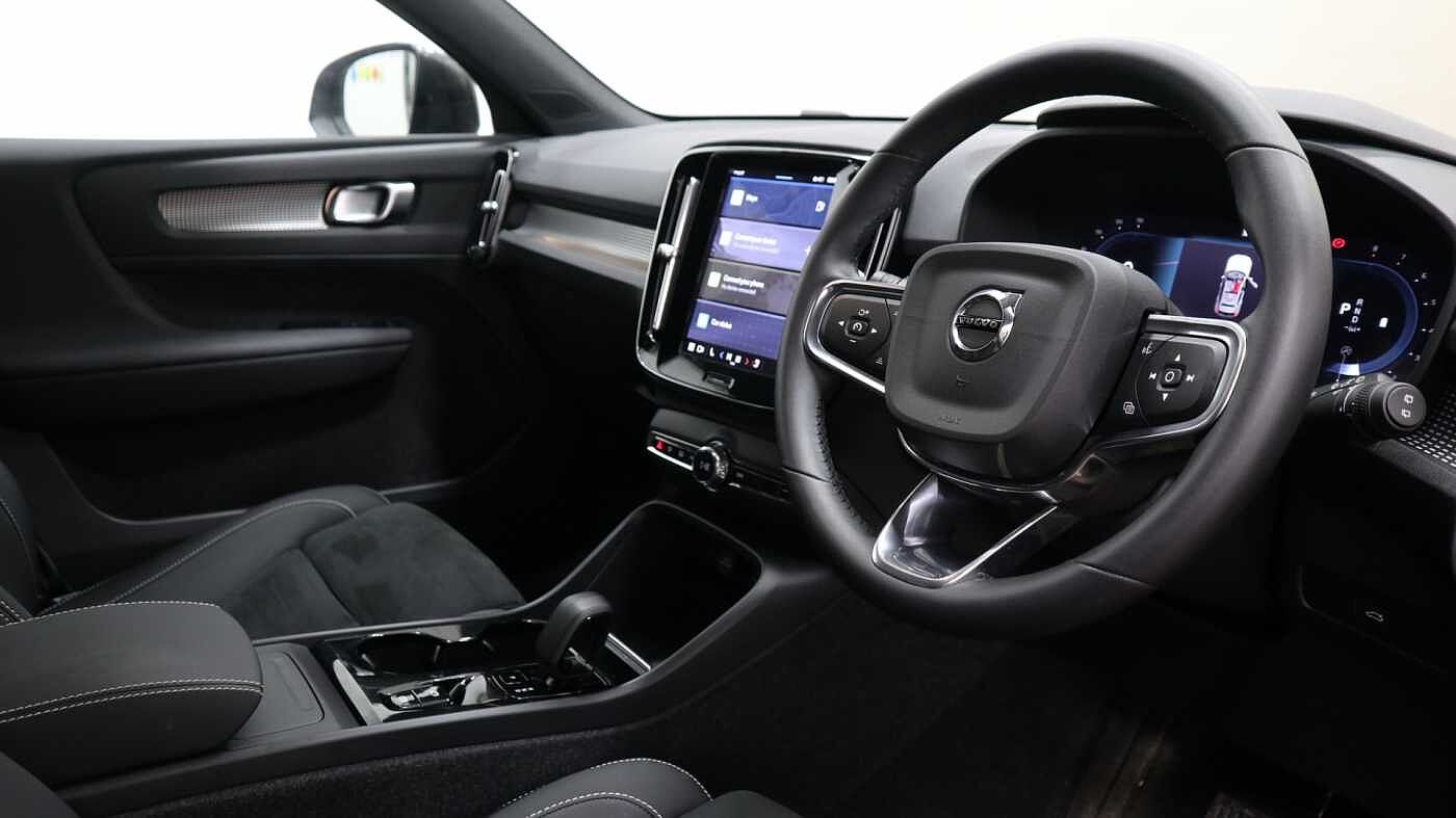 Used Volvo XC40 2024 for sale - 76678273: Photo 9