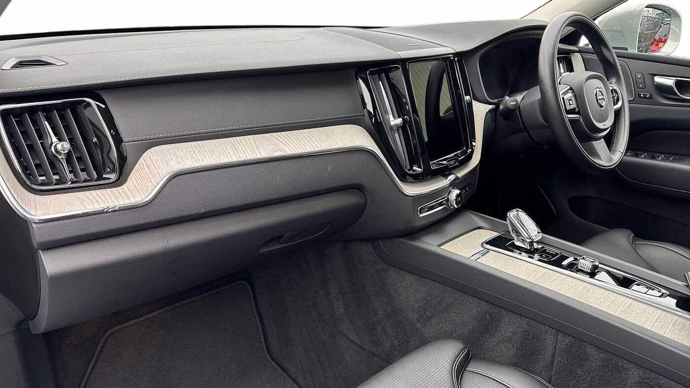 Used Volvo XC60 2021 for sale - 76681329: Photo 4