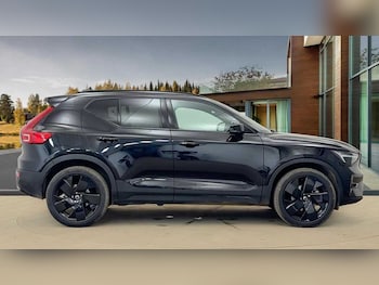 Used Volvo XC40 2025 for sale - 77961559: Photo
