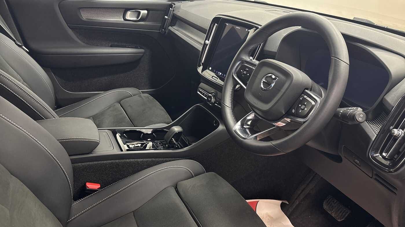 Used Volvo XC40 2025 for sale - 77961559: Photo 9