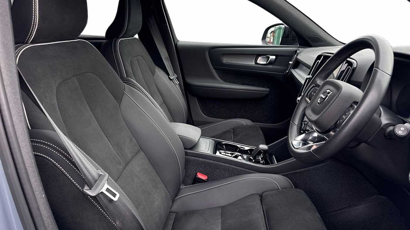 Used Volvo XC40 2023 for sale - 77601813: Photo 9