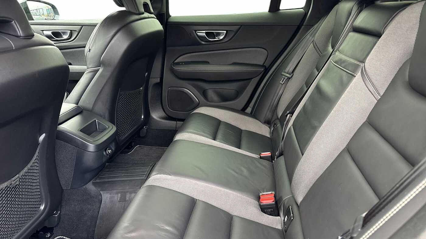 Used Volvo V60 2019 for sale - 76673669: Photo 10