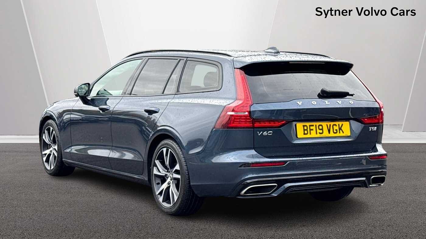 Used Volvo V60 2019 for sale - 76673669: Photo 2
