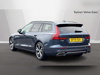 Used Volvo V60 2019 for sale - 76673669: Photo