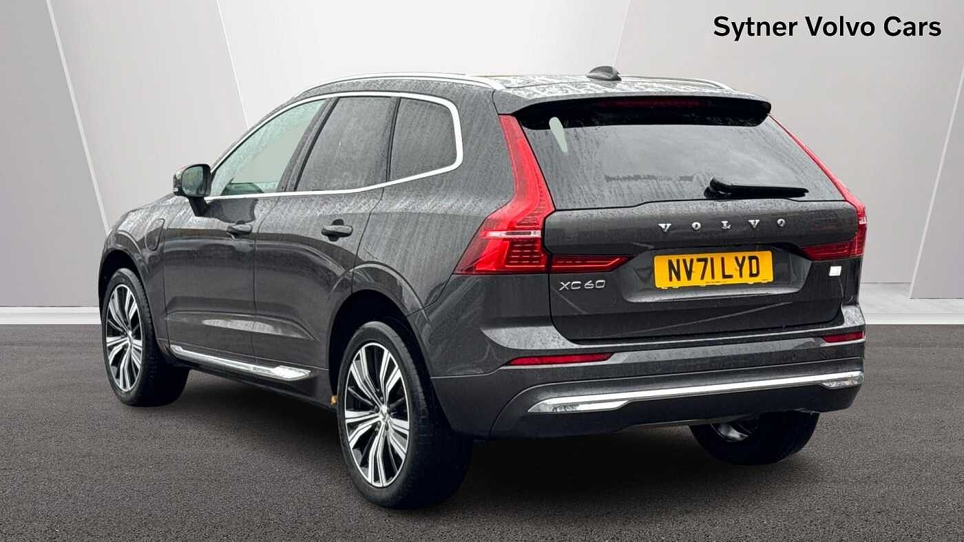 Used Volvo XC60 2021 for sale - 76674011: Photo 2