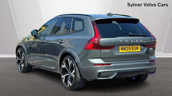 Used Volvo XC60 2025 for sale - 76298830: Photo 2