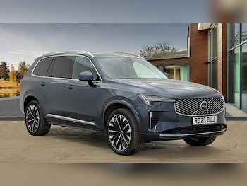 2025 (25) - 2.0 T8 PHEV Ultra Dark 5dr AWD Geartronic