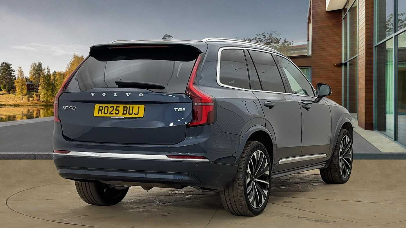 Used Volvo XC90 2025 for sale - 76891527: Photo 3