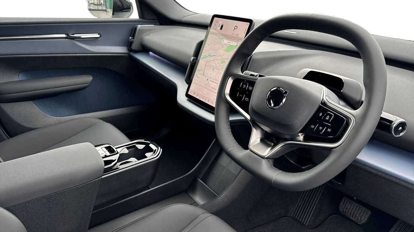 Used Volvo EX30 2025 for sale - 76678545: Photo 5