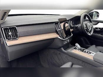 Used Volvo XC90 2025 for sale - 77340191: Photo