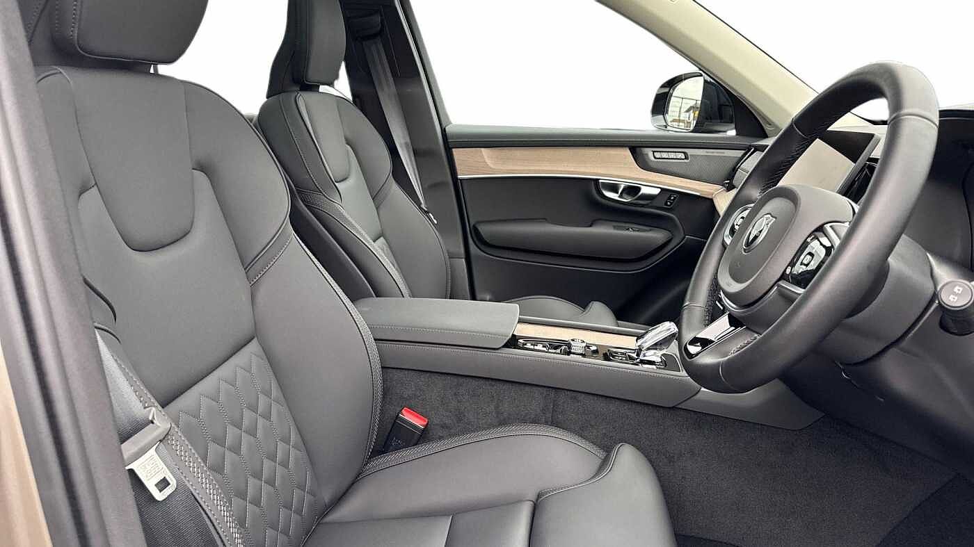 Used Volvo XC90 2025 for sale - 77340191: Photo 9