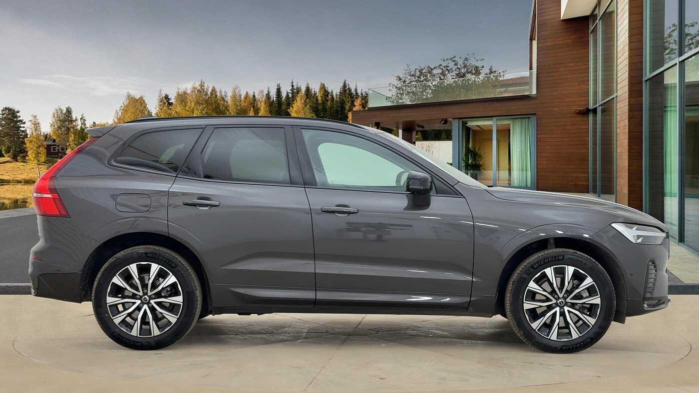 Used Volvo XC60 2025 for sale - 76681501: Photo 2