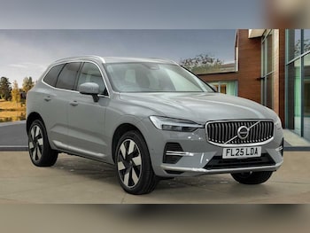 2025 (25) - 2.0 T8 [455] PHEV Ultra Dark 5dr AWD Geartronic