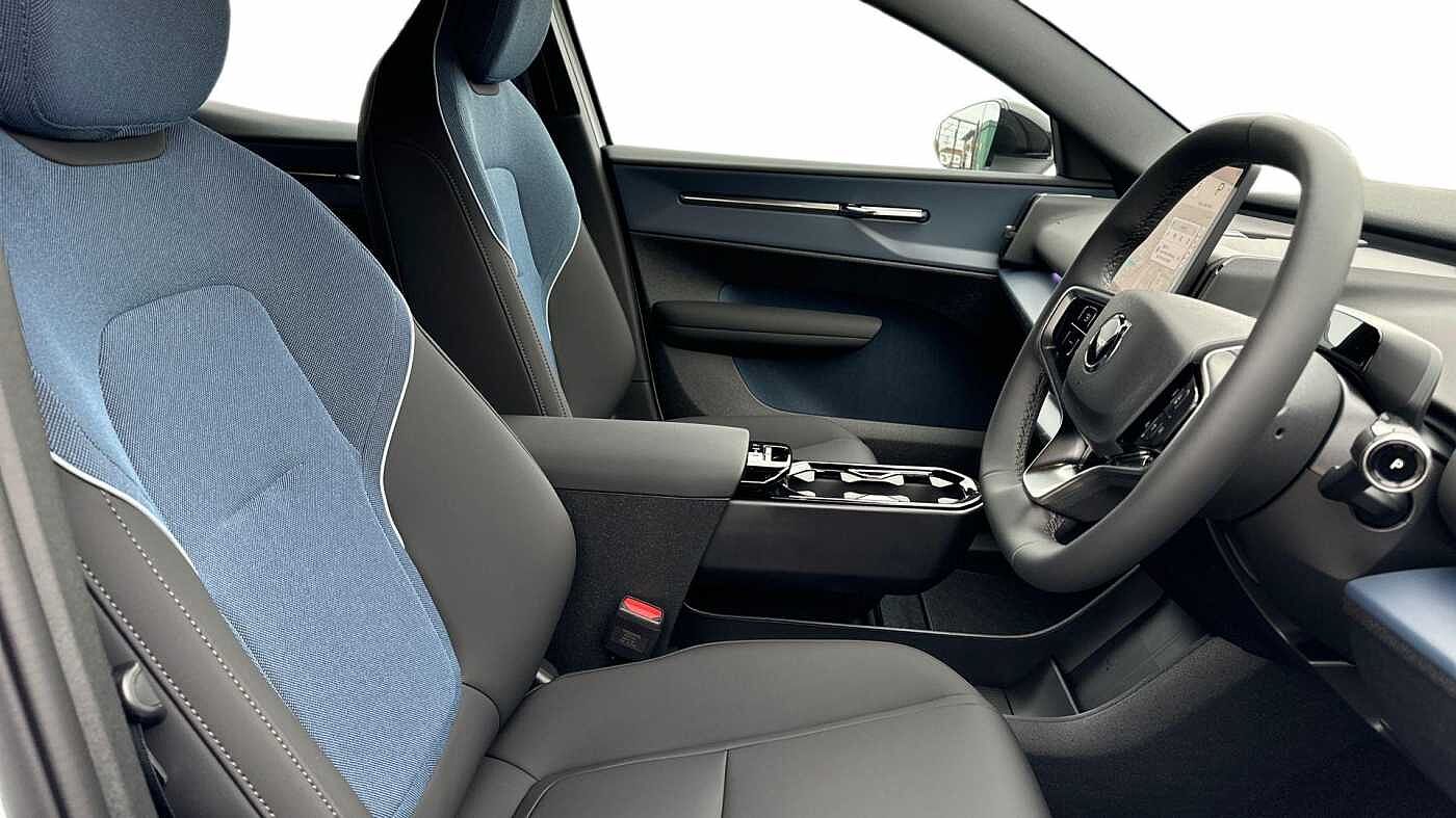 Used Volvo EX30 2025 for sale - 76678023: Photo 9