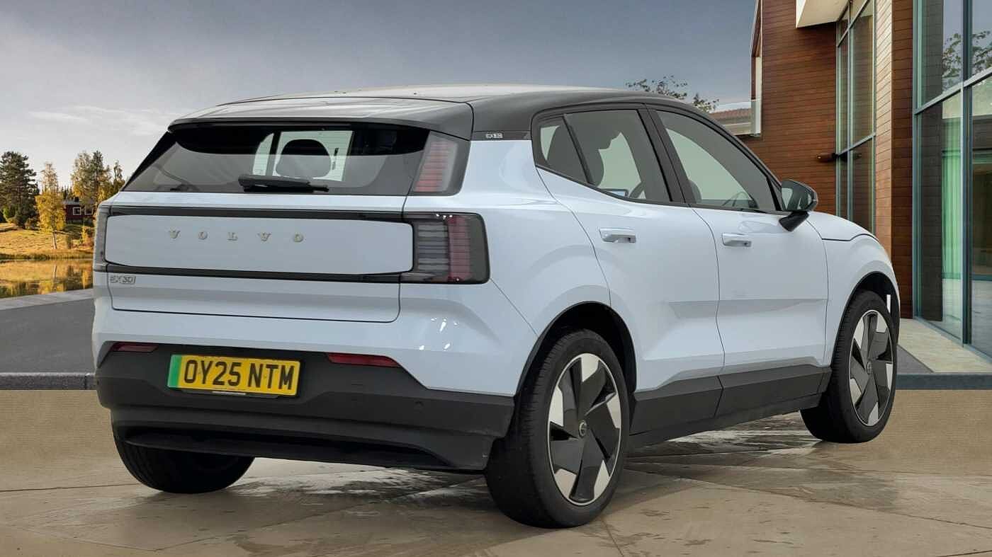 Used Volvo EX30 2025 for sale - 76680693: Photo 3