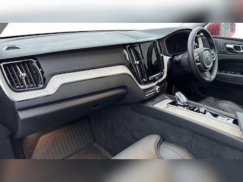 Used Volvo XC60 2022 for sale - 77044478: Photo