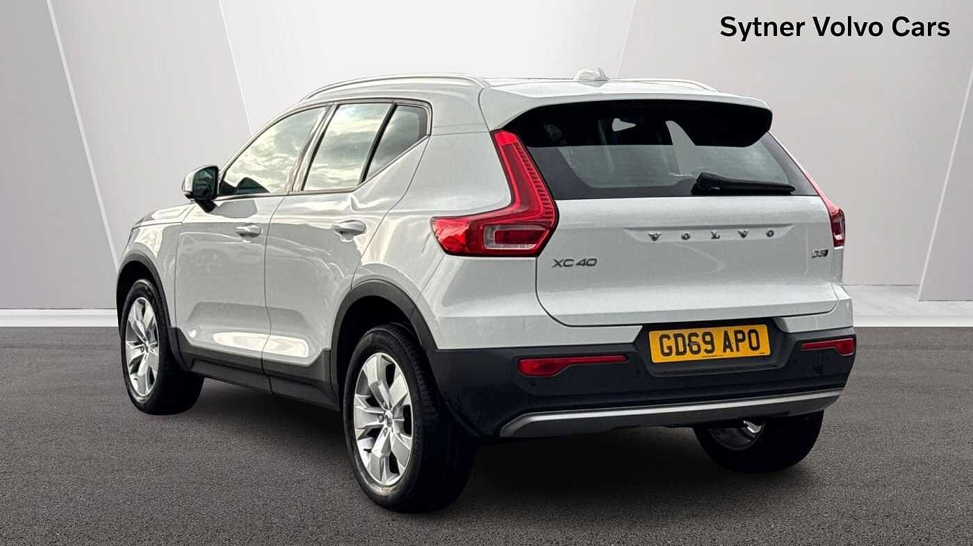 Used Volvo XC40 2020 for sale - 76681239: Photo 2