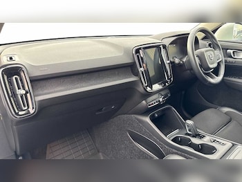 Used Volvo XC40 2020 for sale - 76681239: Photo