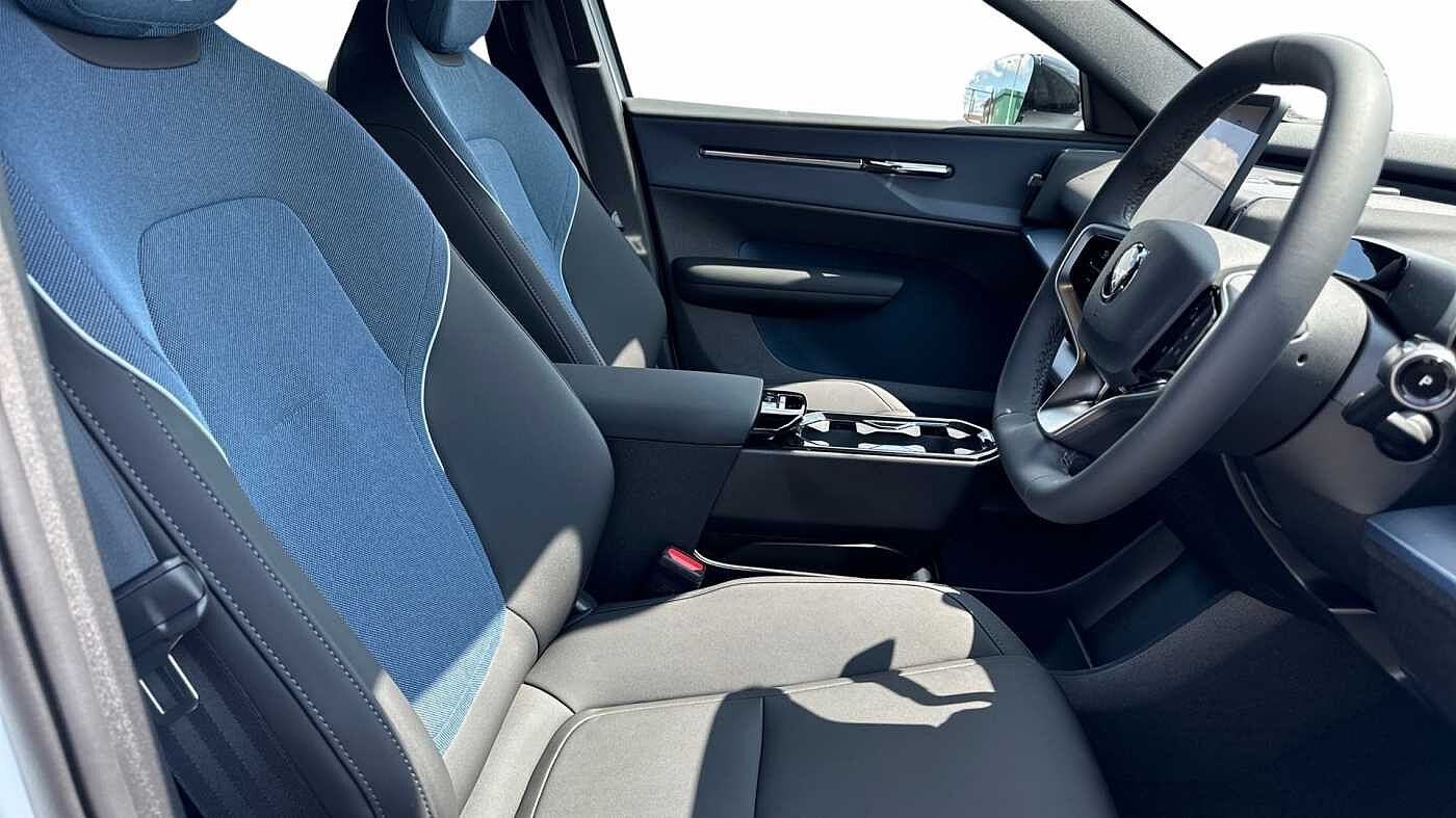 Used Volvo EX30 2025 for sale - 76679903: Photo 9