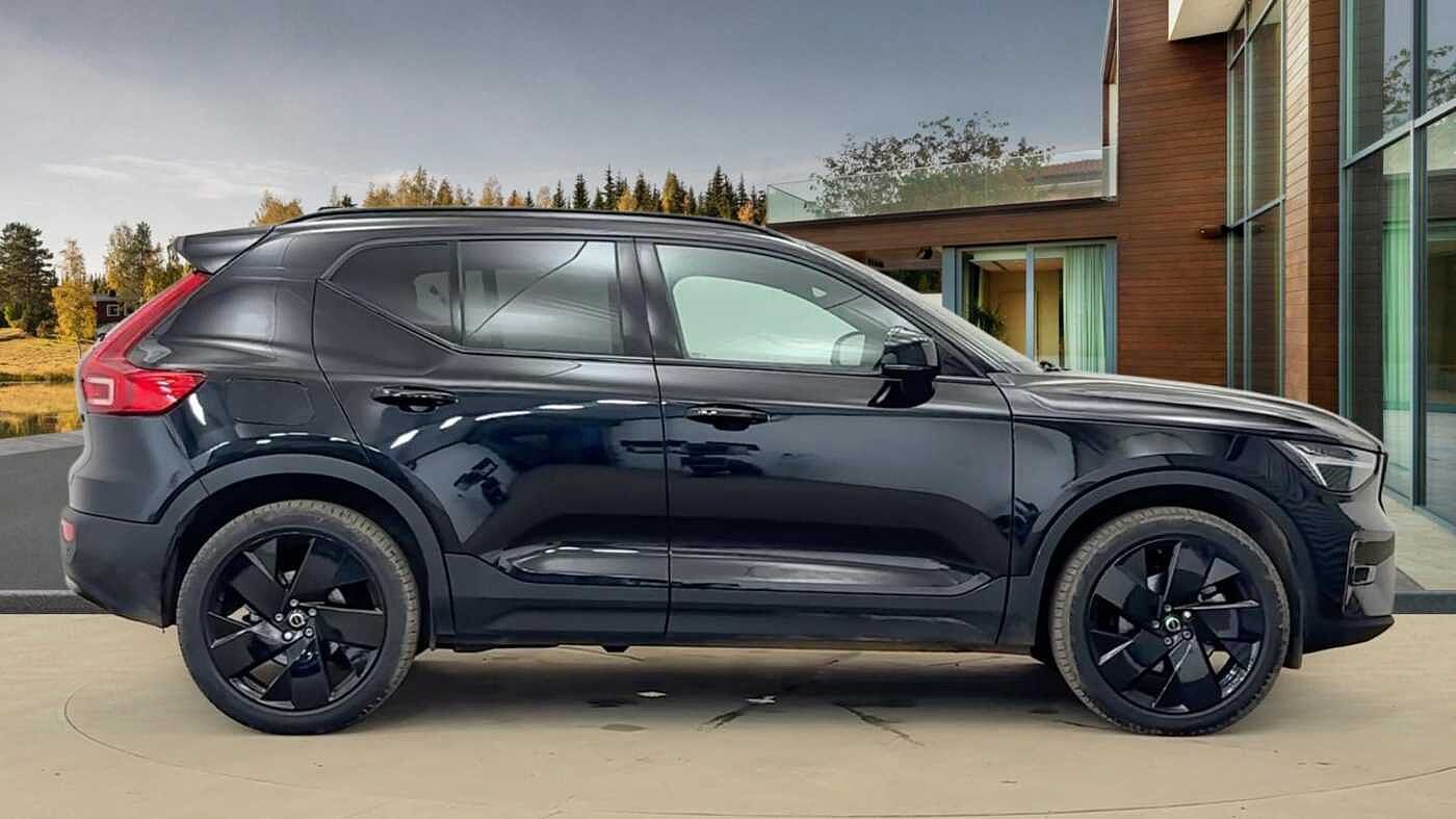 Used Volvo XC40 2025 for sale - 77445433: Photo 2