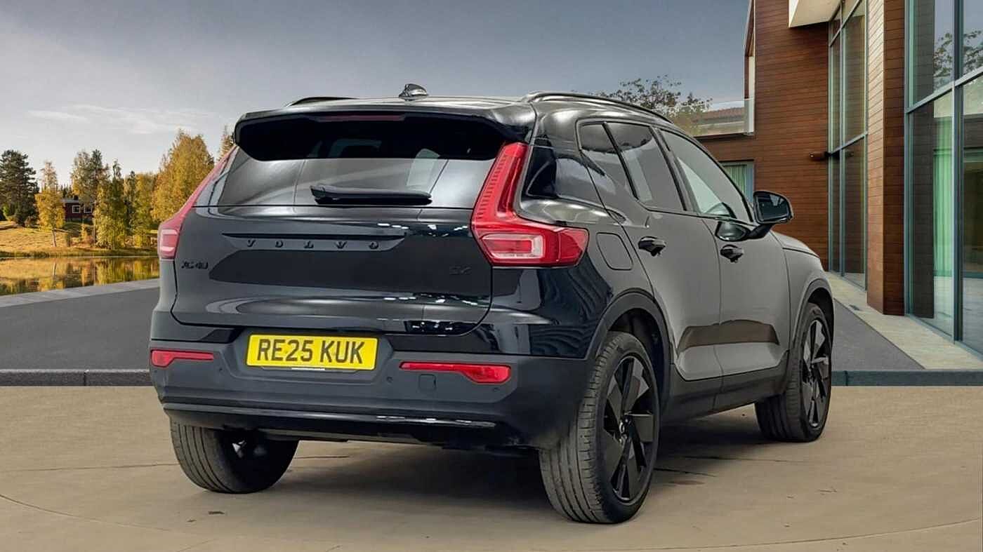 Used Volvo XC40 2025 for sale - 77445433: Photo 3