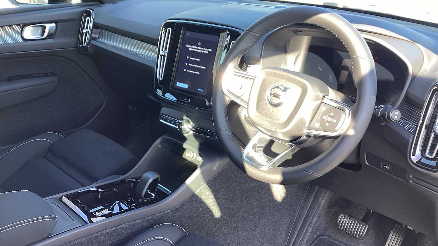 Used Volvo XC40 2025 for sale - 77334472: Photo 6