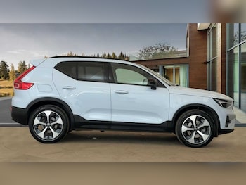 Used Volvo XC40 2024 for sale - 77098905: Photo
