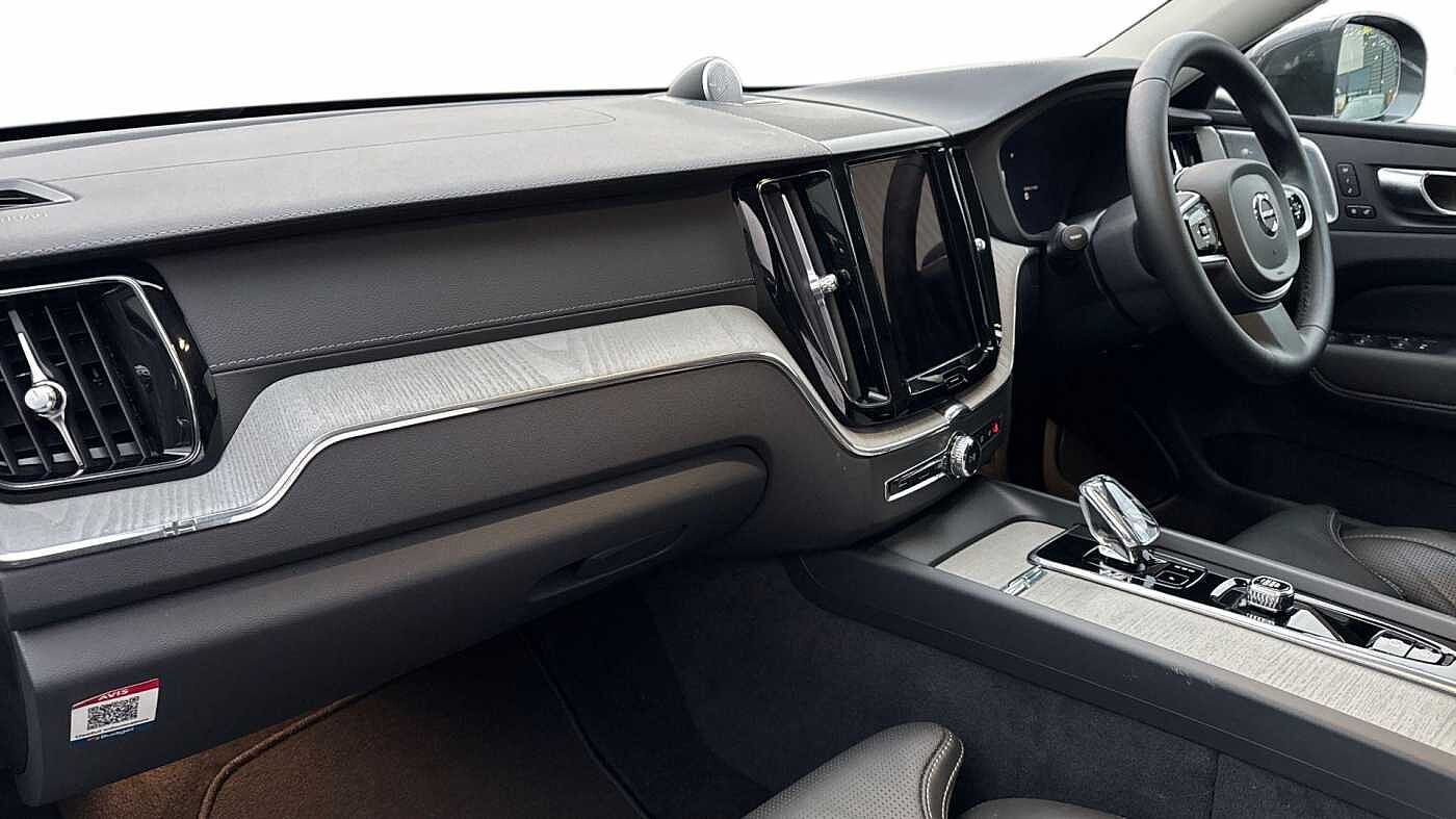 Used Volvo XC60 2025 for sale - 77961551: Photo 4