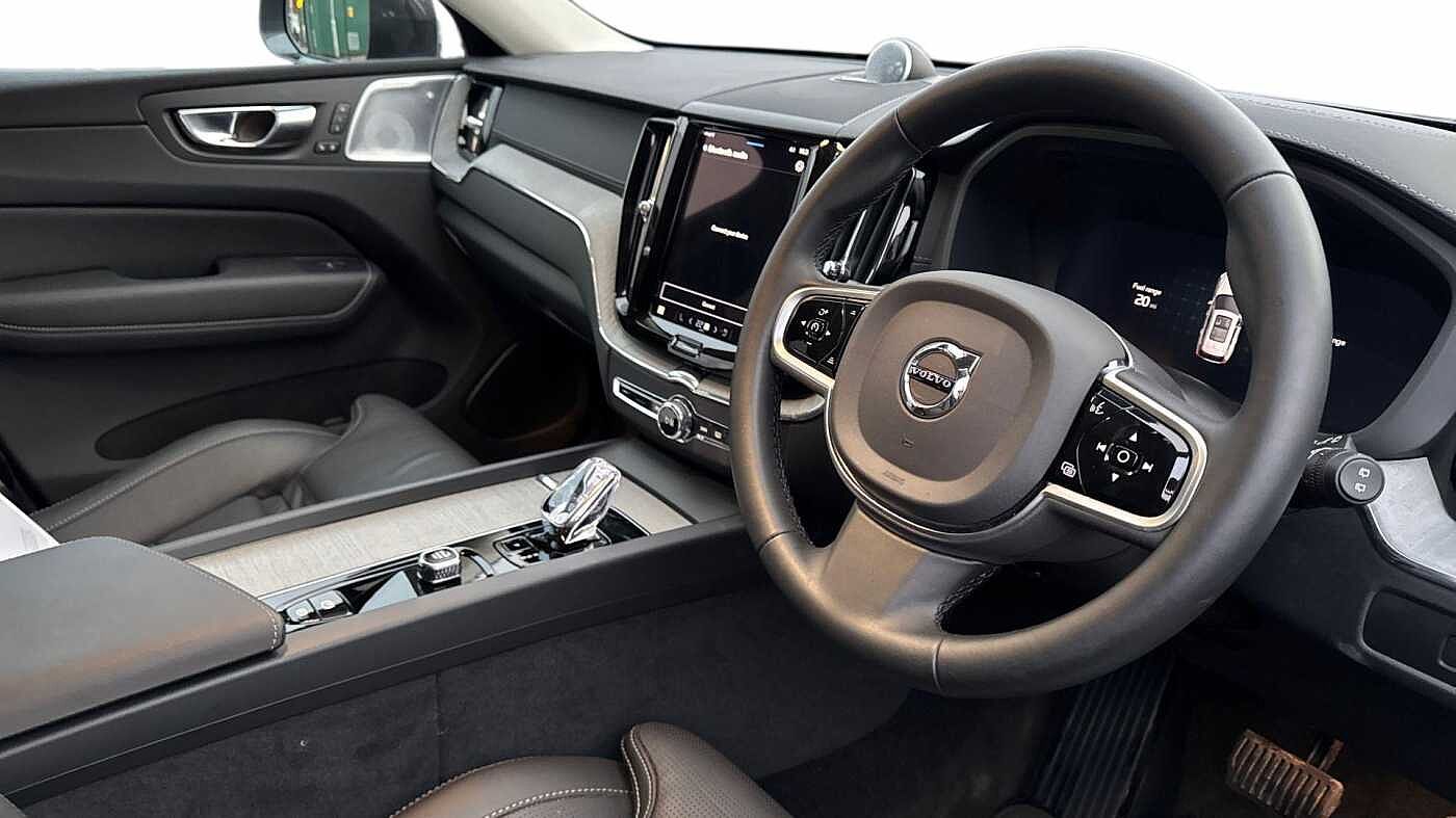 Used Volvo XC60 2025 for sale - 77961551: Photo 5