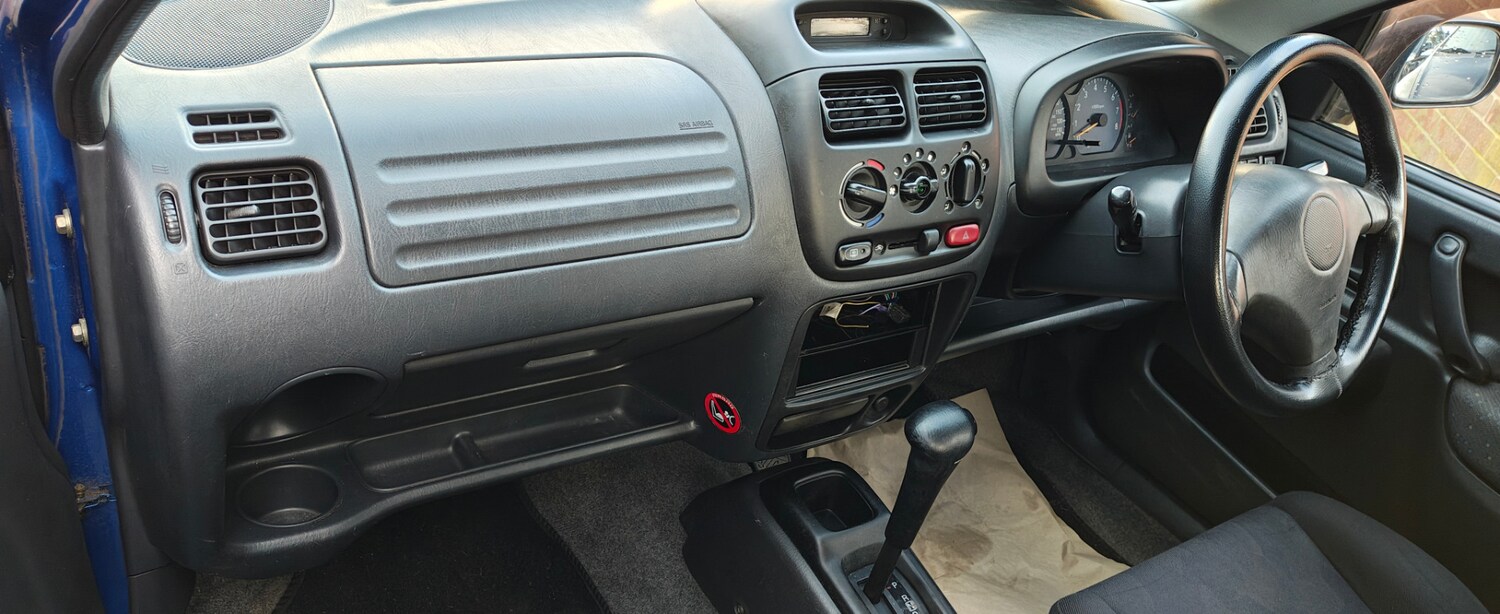 Used Suzuki Ignis 2003 for sale - 77691380: Photo 12